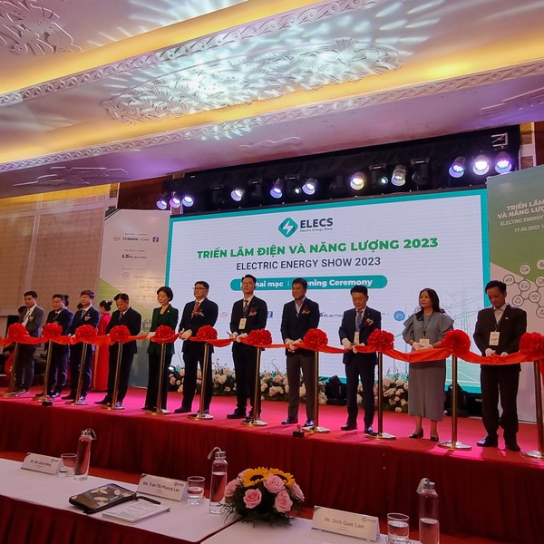 전기산업진흥회와 COEX, 한전은 17일부터 3일간 하노이국제전시장에서 ‘2023 일렉트릭에너지쇼(Electric Energy Show 2023)’를 개최한다.